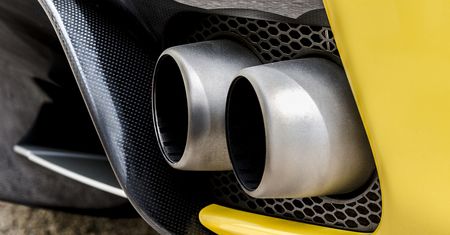 Dwutlenek węgla. Normy CO2 zmienią przemysł motoryzacyjny