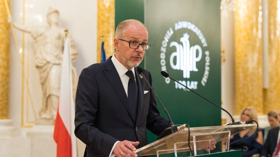 Koronawirus a wybory prezydenckie. Prezes NRA Jacek Trela mówi o łamaniu prawa