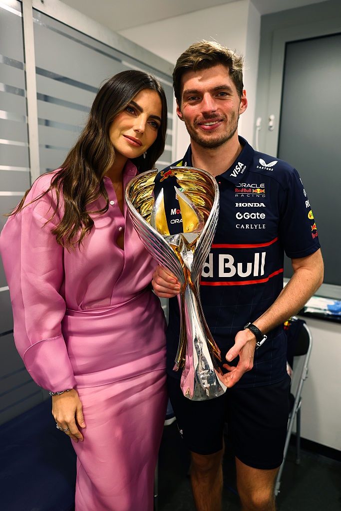 Max Verstappen i Kelly Piquet 