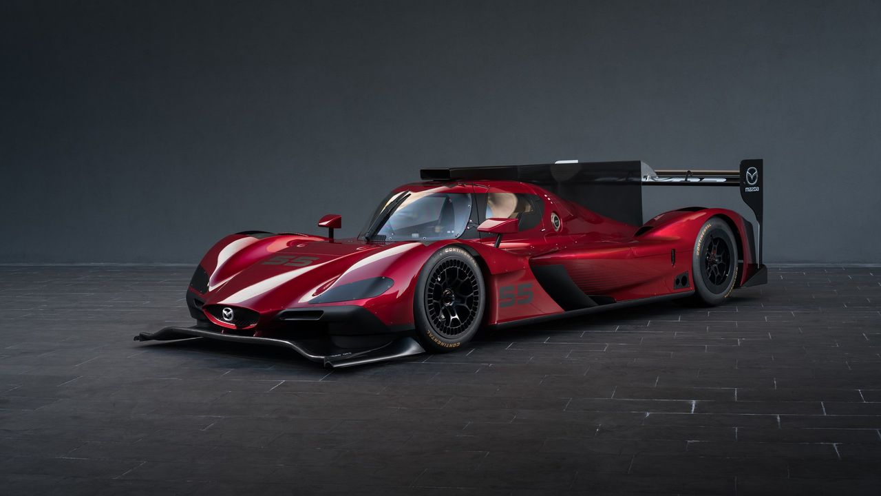 Prototyp Mazda RT24-P na IMSA