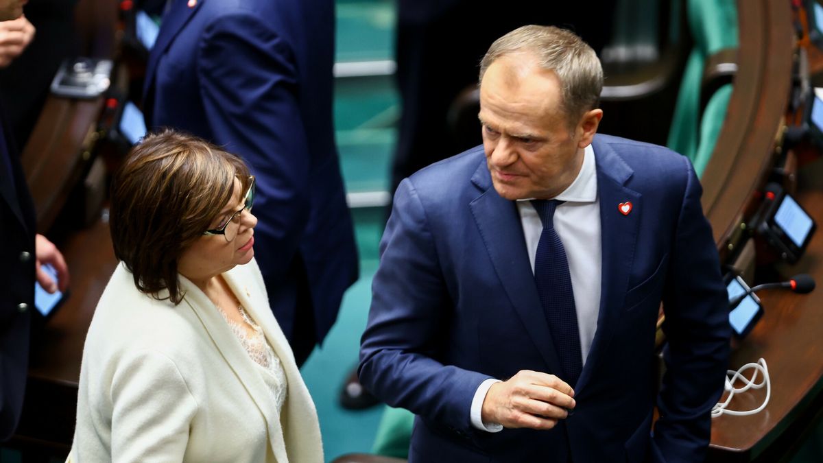 Posiedzenie Sejmu 11 grudnia
11.12.2023 Warszawa Sejm Cd. 1. posiedzenia Sejmu X kadencji Fot. Andrzej Iwanczuk/REPORTER
N/z: Izabela Leszczyna, Donald Tusk
Andrzej Iwanczuk/REPORTER