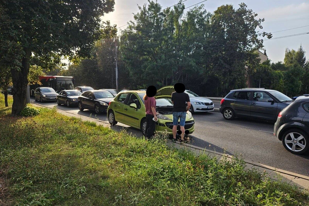 Awaria peugeota na al. Kraśnickiej w Lublinie