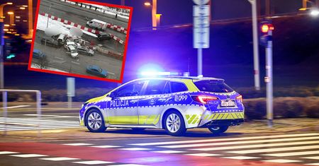 Karambol w Warszawie. Siedem aut się zderzyło