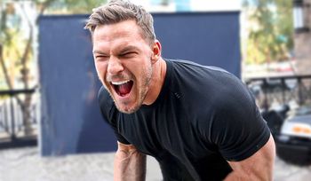 Numer jeden w Polsce. Przebój na miarę naszych czasów