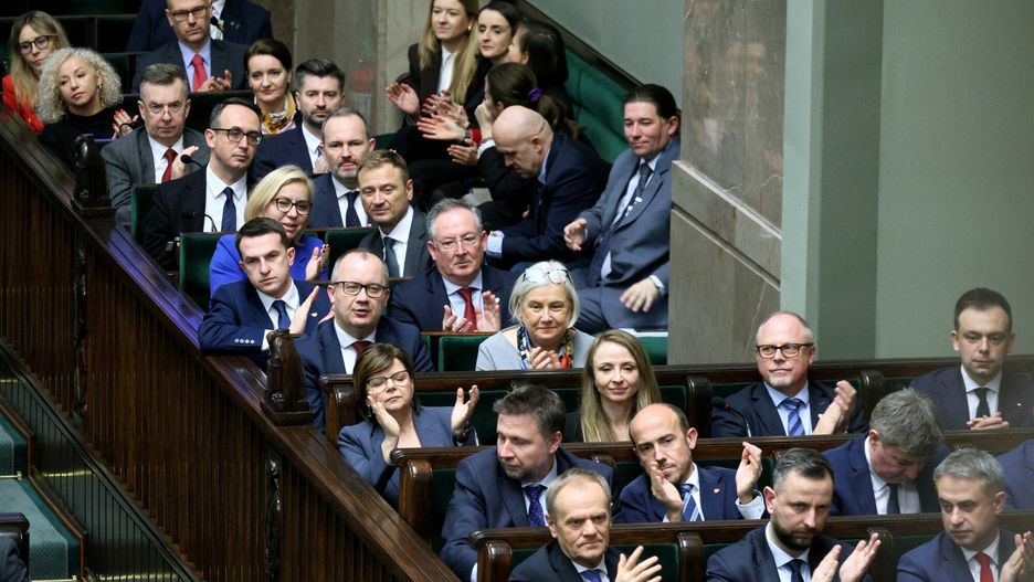 6. posiedzenie Sejmu X kadencji
Fot. Pawel Wodzynski/East News,  Warszawa, 22.02.2024. 6. posiedzenie Sejmu X kadencji. Lawy rzadowe. N/z m.in. Paulina Hennig-Kloska, Slawomir Nitras, Adam Szlapka, Bartlomiej Sienkiewicz, Adam Bodnar, Marzena Czarnecka, Izabela Leszczyna, Agnieszka Dziemianowicz-Bak, Marcin Kierwinski, Borys Budka, Jan Grabiec, Donald Tusk, Wladyslaw Kosiniak-Kamysz, Krzysztof Gawkowski.
Pawel Wodzynski