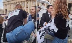 Incydent podczas przejazdu papieża. Aktywiści zakłócili audiencję