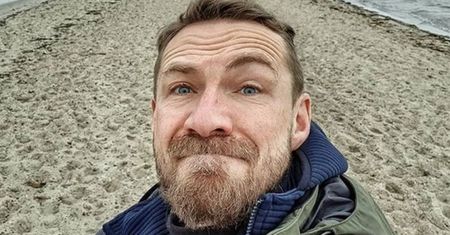 Przemysław Kossakowski otwiera się na temat stanu zdrowia: "Podobno na zdjęciach w internecie ŹLE WYGLĄDAM..."