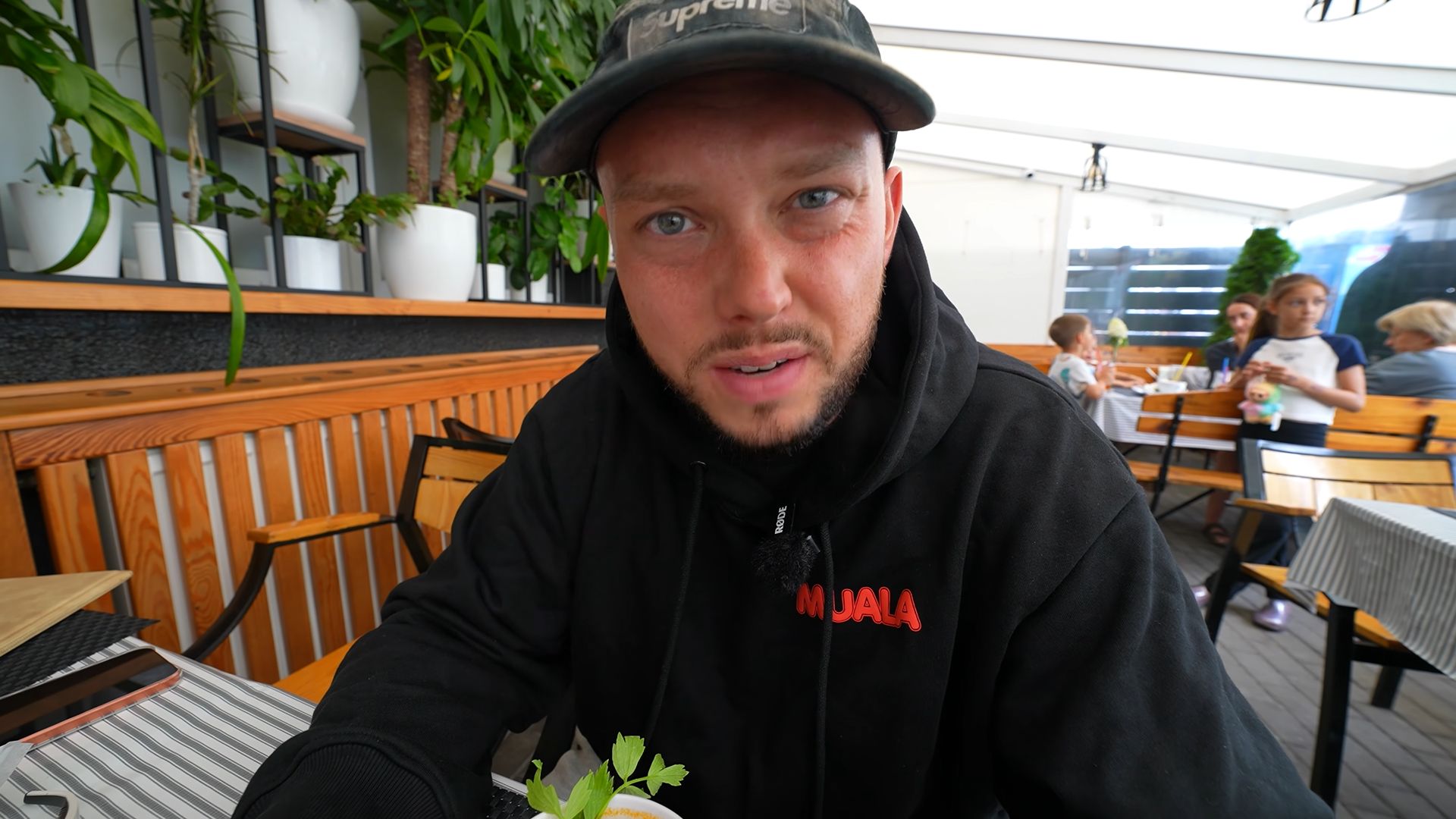 Książulo odwiedził scamerską restaurację