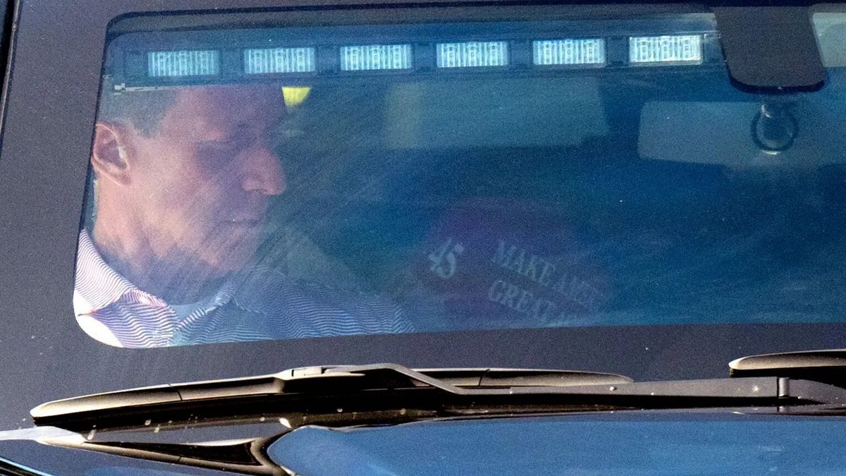 Donald Trump ukrywał się przed fotografami