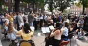 Szkoła muzyczna w Malborku znów organizuje koncert przed budynkiem. Uczniowie i nauczyciele liczą na obecność mieszkańców