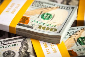 Kursy walut 08.03.2022. Wtorkowy kurs funta, euro, dolara i franka szwajcarskiego