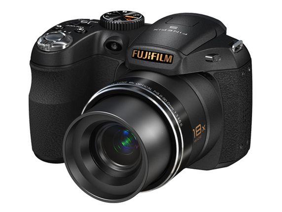 Fujifilm FinePix S2800HD - 18x zoom i niewielkie wymiary