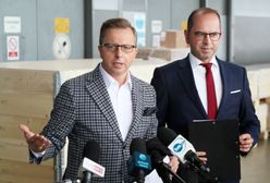 Pośrednik przy zakupie Pegasusa z milionami z rządowych zleceń. Zaskakujące ustalenia posłów KO