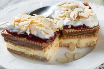 To najszybsze i najłatwiejsze ciasto na sylwestra. Nie musisz nawet włączać piekarnika