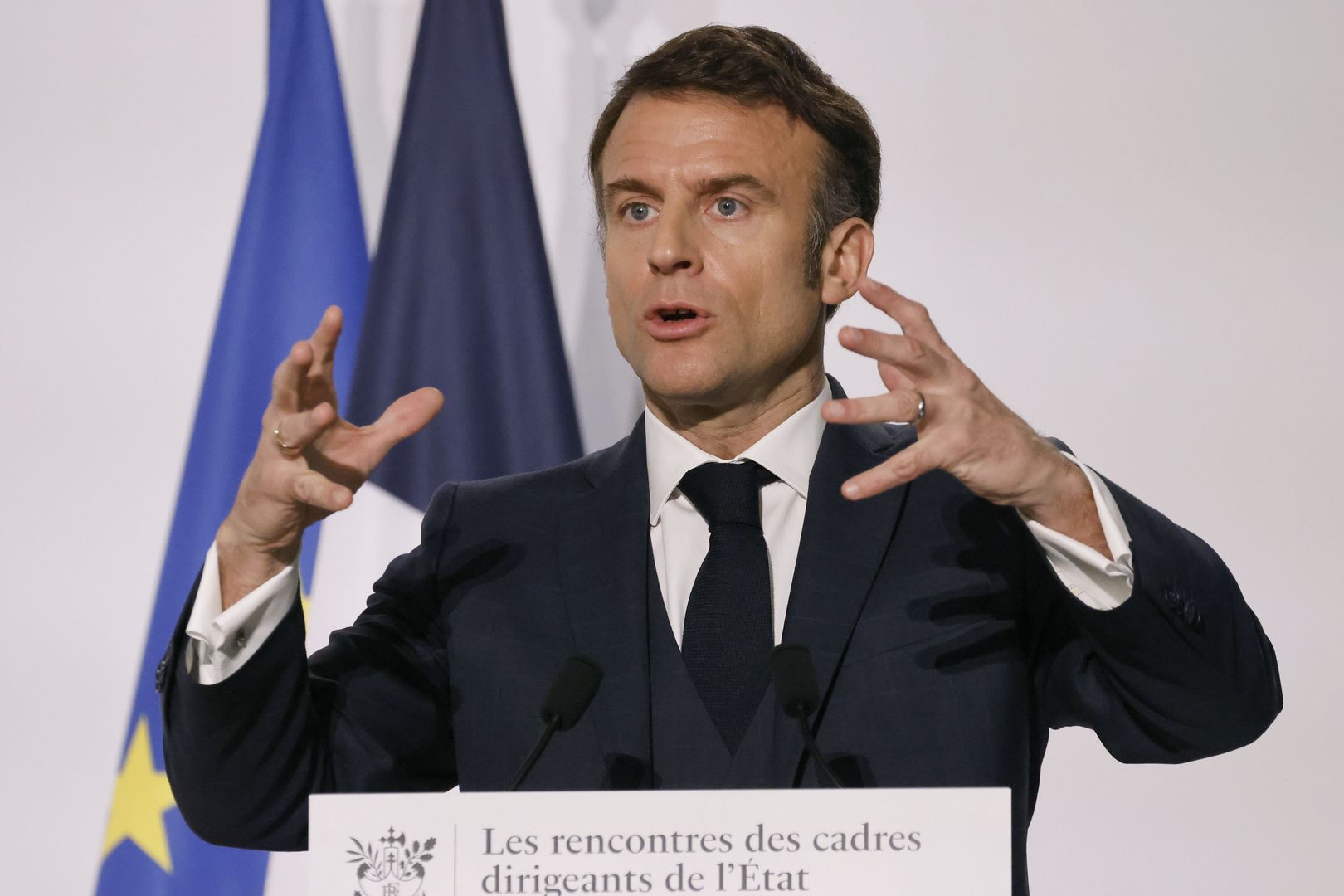Emmanuel Macron zapowiada projekt ustawy o eutanazji. "Pomoc w umieraniu"