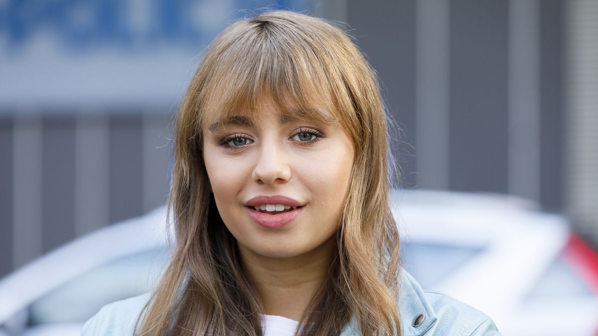 Oliwia Bieniuk, październik 2022, Oliwia Bieniuk i Przemyslaw Saleta na planie "Gliniarzy"