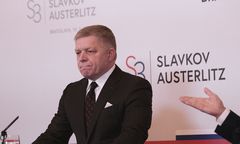 Ropa nie płynie na Słowację. Kijów znów przesuwa termin