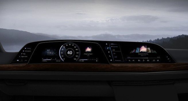 LG: cyfrowy kokpit do samochodu P-OLED w Cadillacu Escalade 2021