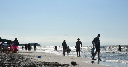 Śmigłowiec LPR lądował na plaży. Mężczyzna zmarł