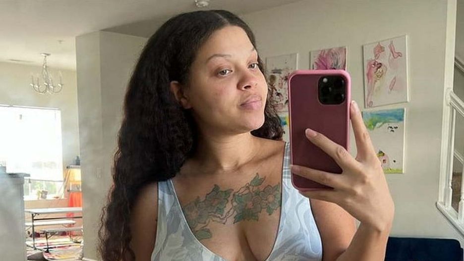 Danisha zachęca inne matki do samoakceptacji