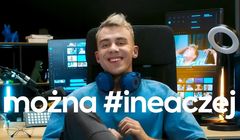 Blowek reklamuje szybki internet od Inei