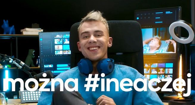 Blowek reklamuje szybki internet od Inei