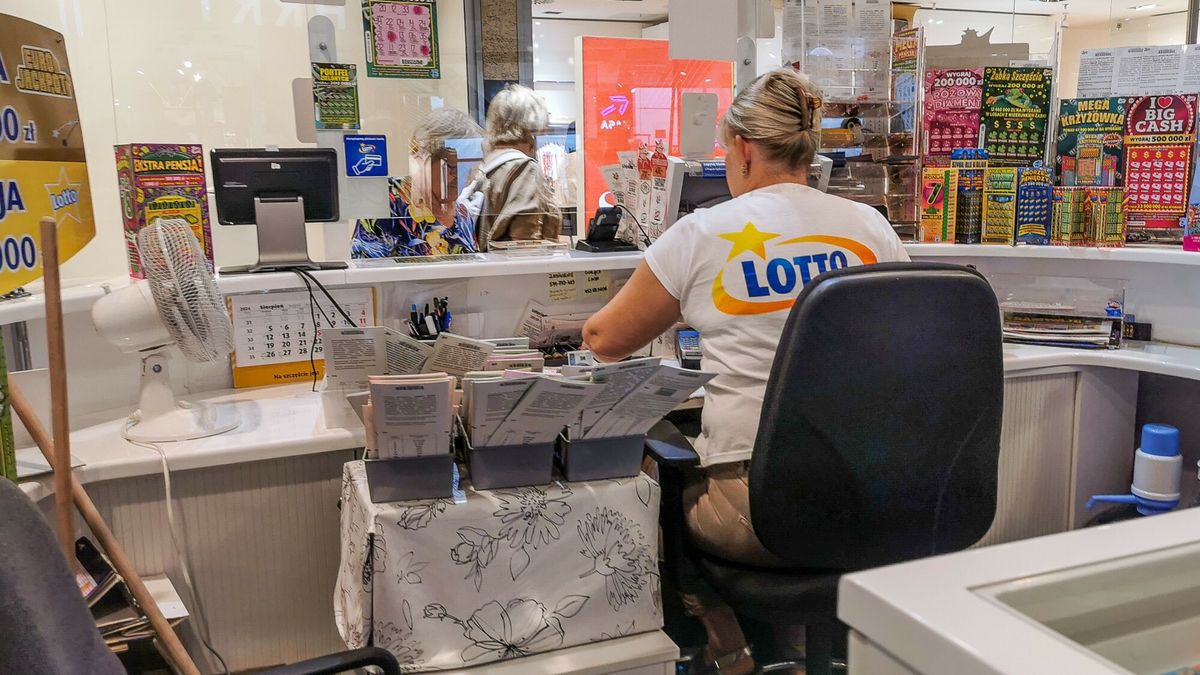 Reporter archiwum 2024 08
20.08.2024 Lodz. Punkt Lotto na Retkini. Fot. Piotr Kamionka/REPORTER
Piotr Kamionka/REPORTER