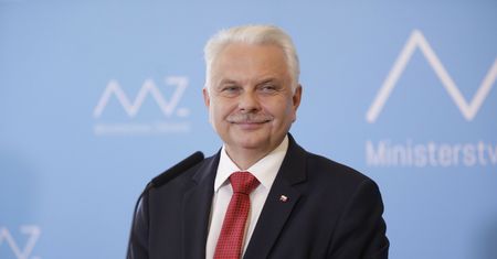Koronawirus. Wiadomo, kto zaszczepi się jako pierwszy Polak