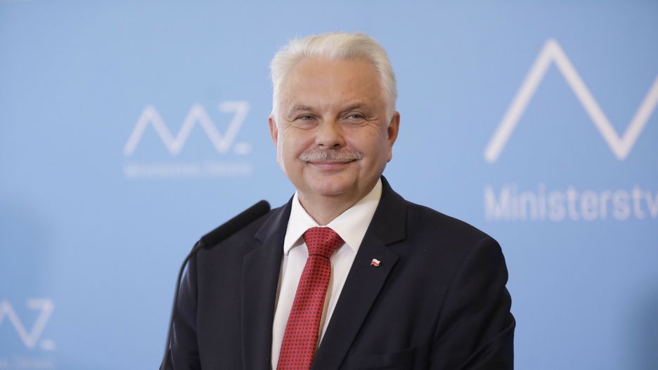 Koronawirus. Waldemar Kraska przekazał, kto zaszczepi się jako pierwszy w Polsce