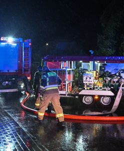 Tragiczny pożar we Włocławku. Hala stanęła w płomieniach