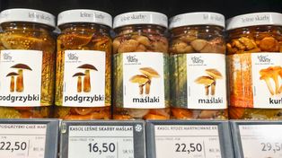 Na lotnisku znalazłam suszone grzyby. Uwagę od razu zwróciła cena