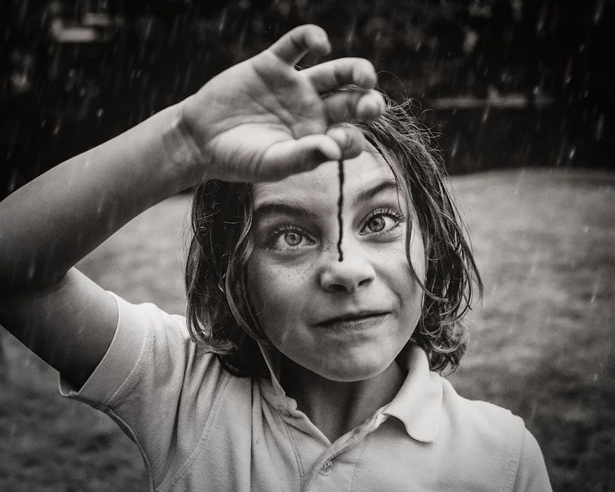 „Strong Is The New Pretty” - mama fotografuje swoje córki, jako młode wojowniczki 22