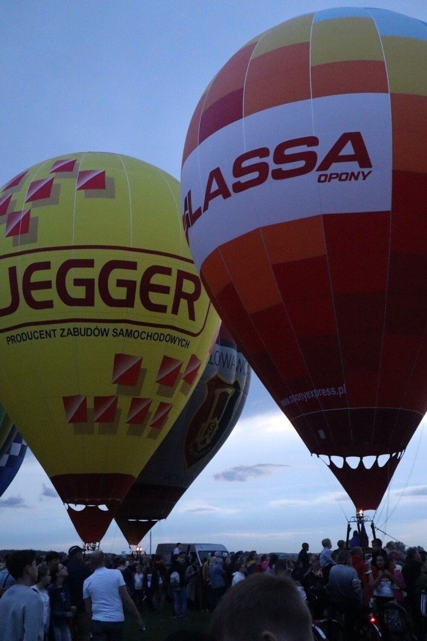 Przed nami Leszczyńska Noc Balonowa 2025. Impreza odbędzie się na lotnisku w Lesznie. Organizatorzy przygotowali 23 tysiące biletów