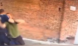 Nożownik w centrum Opola. Nagranie z policyjnej interwencji