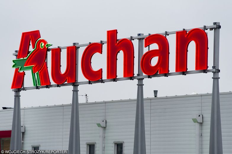 W Auchan wypytywali pracowników o 500+? Jest wynik kontroli PIP