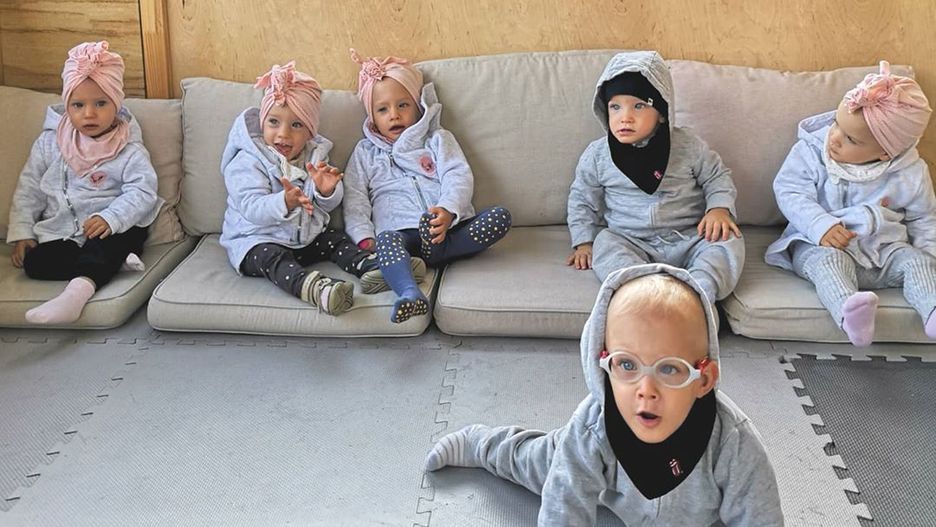 Sześcioraczki z Tylmanowej mają już prawie półtora roku