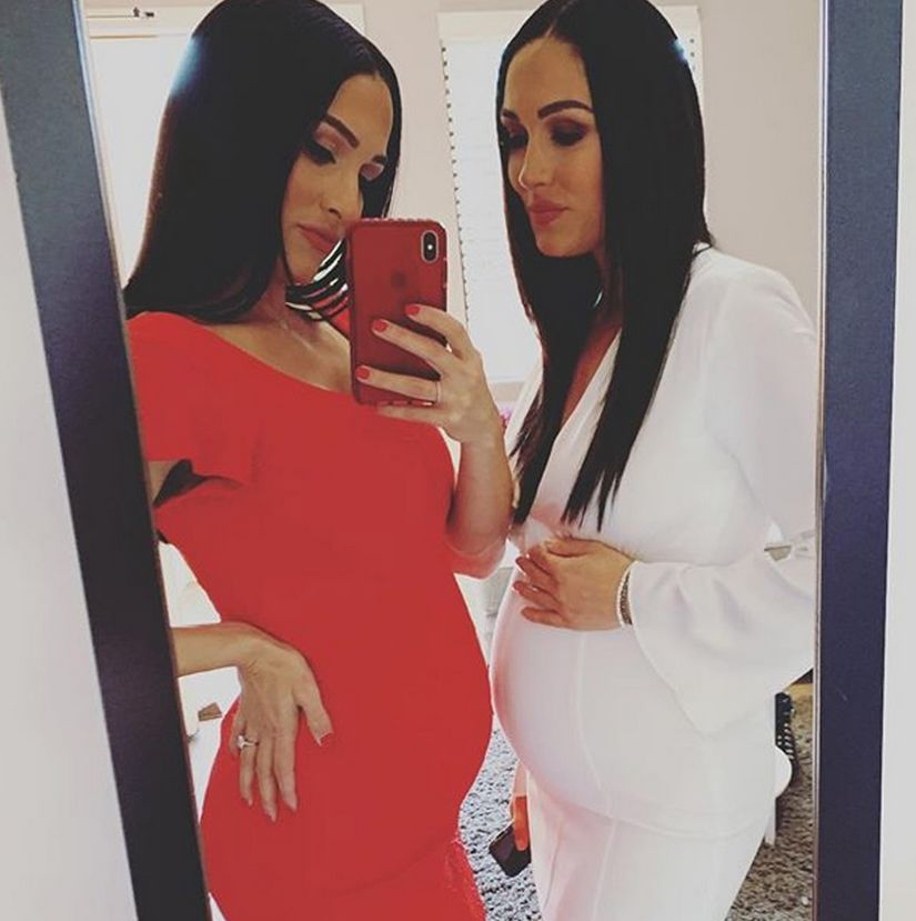 Bliźniaczki mogą urodzić w tym samym czasie (Instagram)