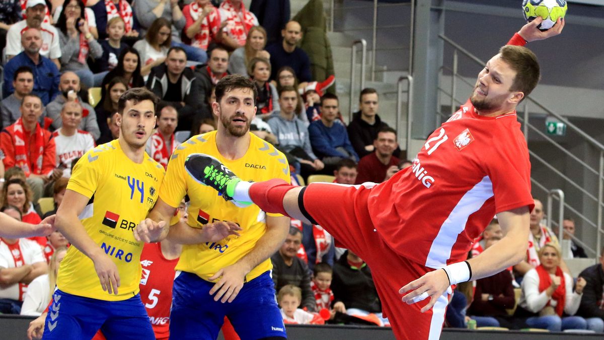 PAP / Krzysztof Świderski / Na zdjęciu: Polak Kamil Syprzak (z prawej) oraz Calin Cabut (z lewej) i Dan Racotea (w środku) z Rumunii