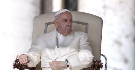 Papież jest wprowadzany w błąd? Wiceszef dyplomacji ma nadzieję