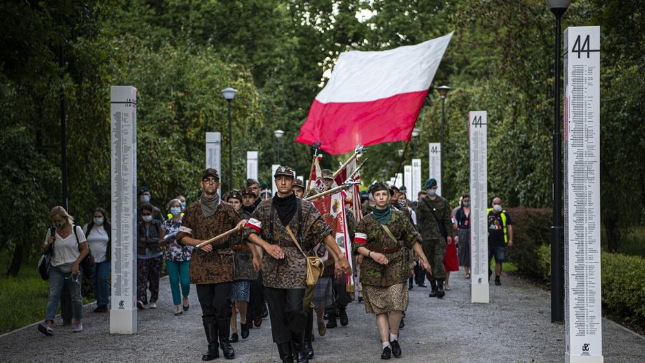 Warszawa. Ulicami przeszedł Marsz Pamięci Rzezi Woli
