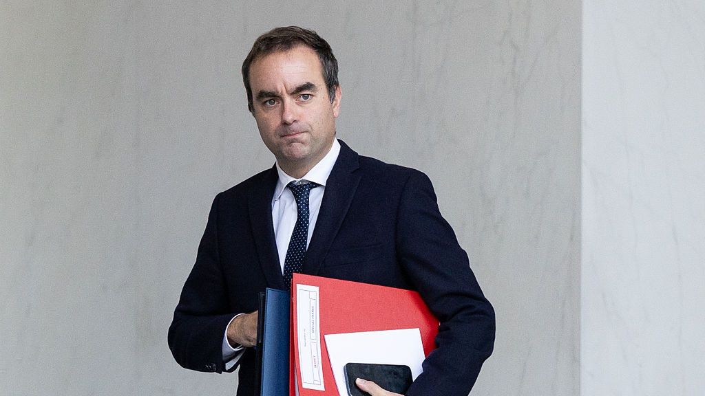 O współpracy producenta aut i firmy sektora obronnego mówił w cz