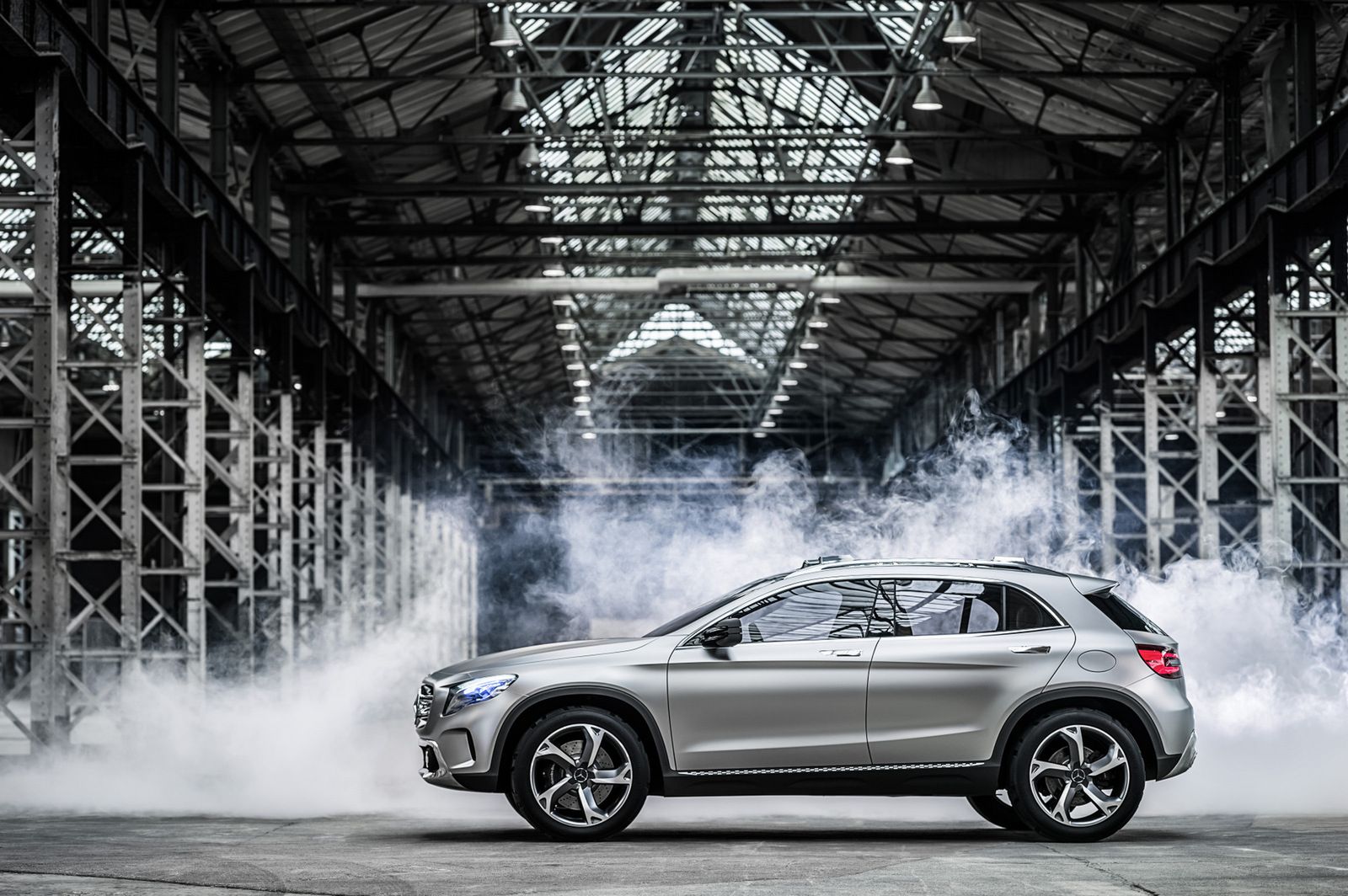 Mercedes GLA Concept na oficjalnych zdjęciach [galeria] 34
