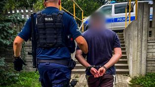 Siemiatycze: 43-latek dźgnął ojca nożem. Potem wezwał pomoc