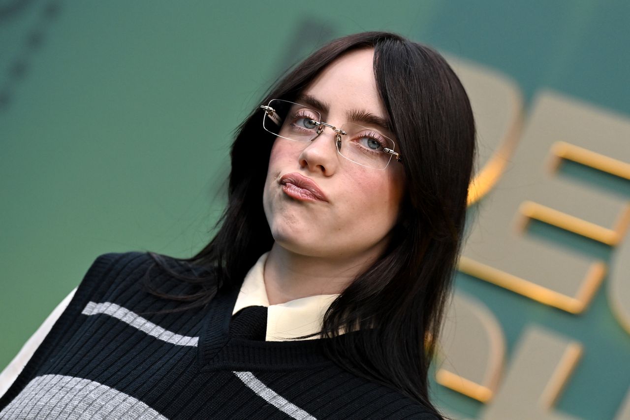 SANTA MONICA, CALIFORNIA - FEBRUARY 18: Billie Eilish attends the 2024 People's Choice Awards at Barker Hangar on February 18, 2024 in Santa Monica, California. (Photo by Axelle/Bauer-Griffin/FilmMagic)