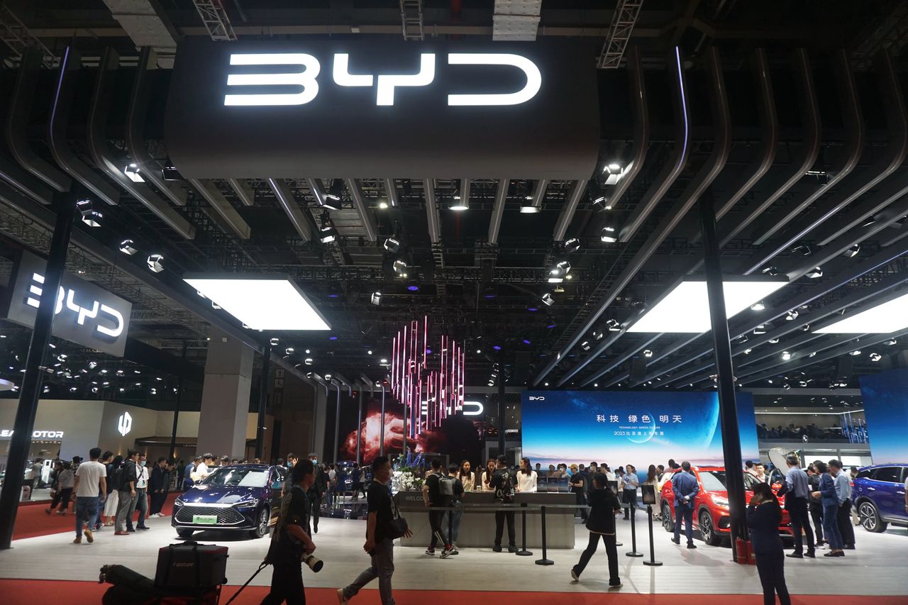 BYD to obecnie największy producent samochodów w Chinach