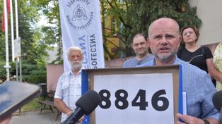 Głogów. Zebrali podpisy pod referendum w sprawie nielegalnych migrantów. Teraz czekają na decyzję starosty i rady powiatu
