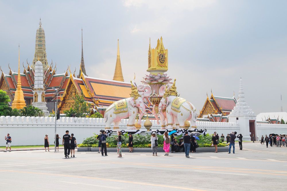 Tajlandia - trwa najlepszy sezon na zwiedzanie kraju. Żałoba nie ma wpływu na turystykę