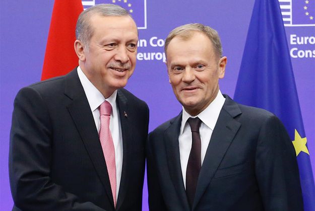 Porozumienie UE-Turcja: wirtualny sukces za cenę wartości