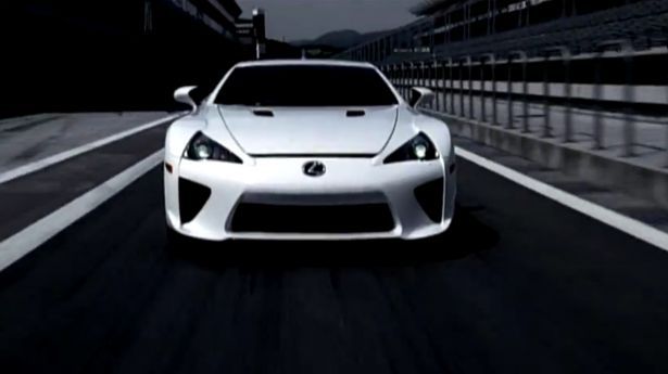 Jak powstawał Lexus LFA [wideo]