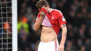 Nicklas Bendtner znów ma problemy. Piłkarz oskarżony o pobicie taksówkarza